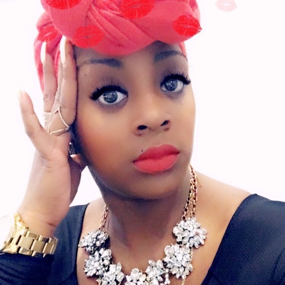 Meet your Posher, Shana - Picture 1 of 1